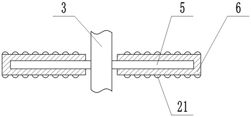 Feeding mechanism for wooden door surface laying