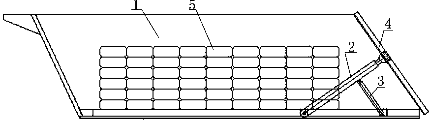 A rear door locking mechanism for bagged cement dump truck