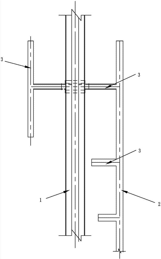 Fine cross-over tunnel vibration-reducing blasting construction method