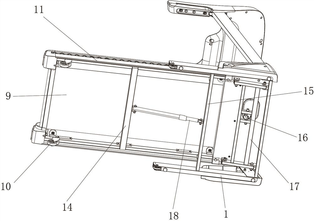 Intelligent running machine with emergency braking effect