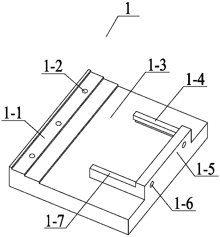 Compact type double-actuation assembly piezoelectric stick-slip driving device and driving method thereof