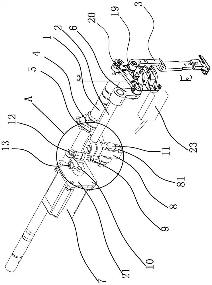 A device for adjusting the alternate amount of presser feet on a sewing machine and its control method