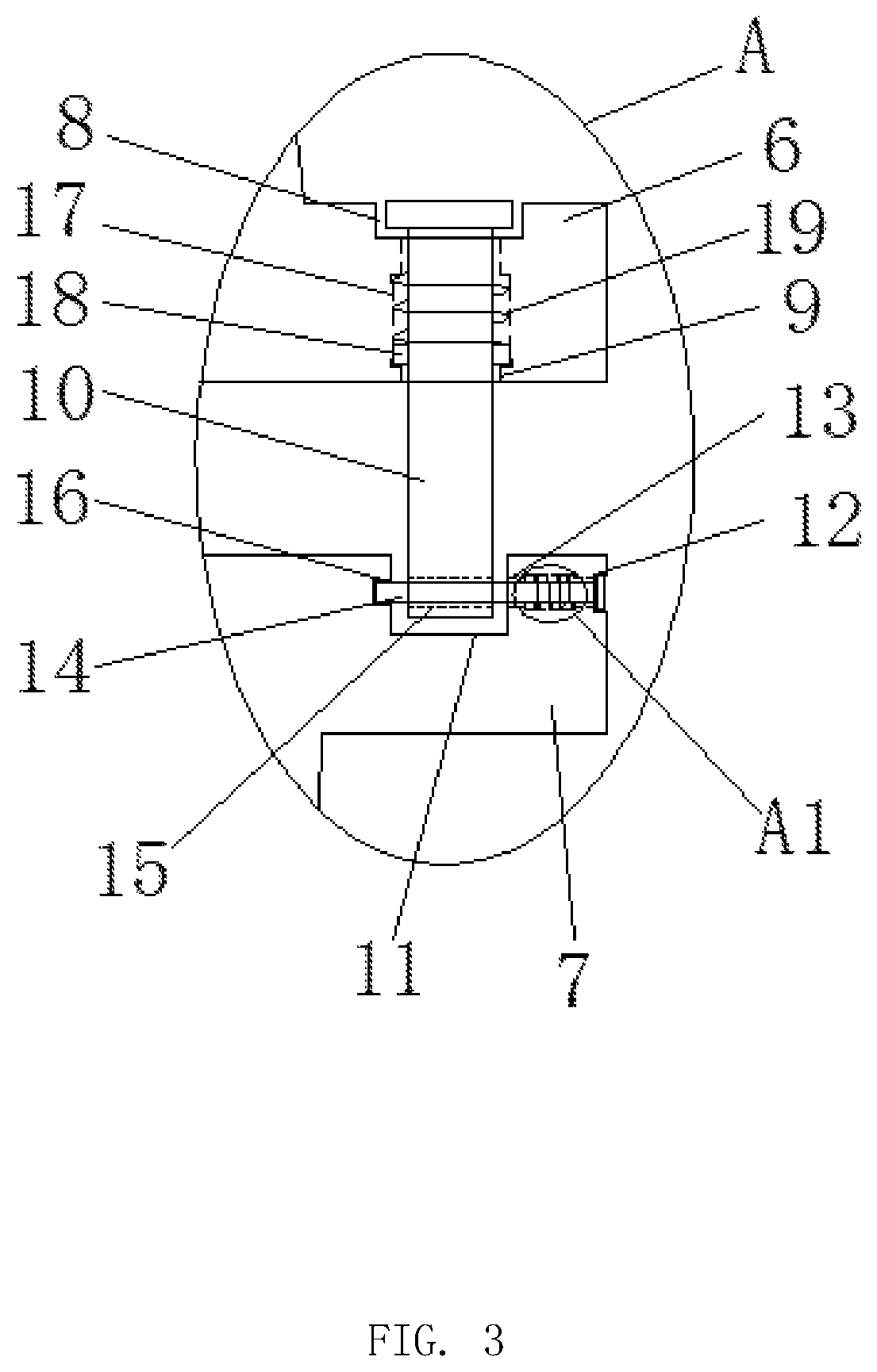 Plastic bottle cap with a sealing structure and easy to rotate