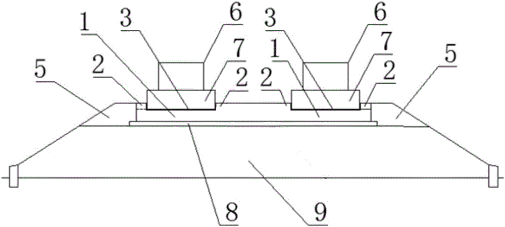 Intra-segment limit structure for bearing-trail beams at double-line section of middle-low speed magnetic levitation traffic engineering low-laying line