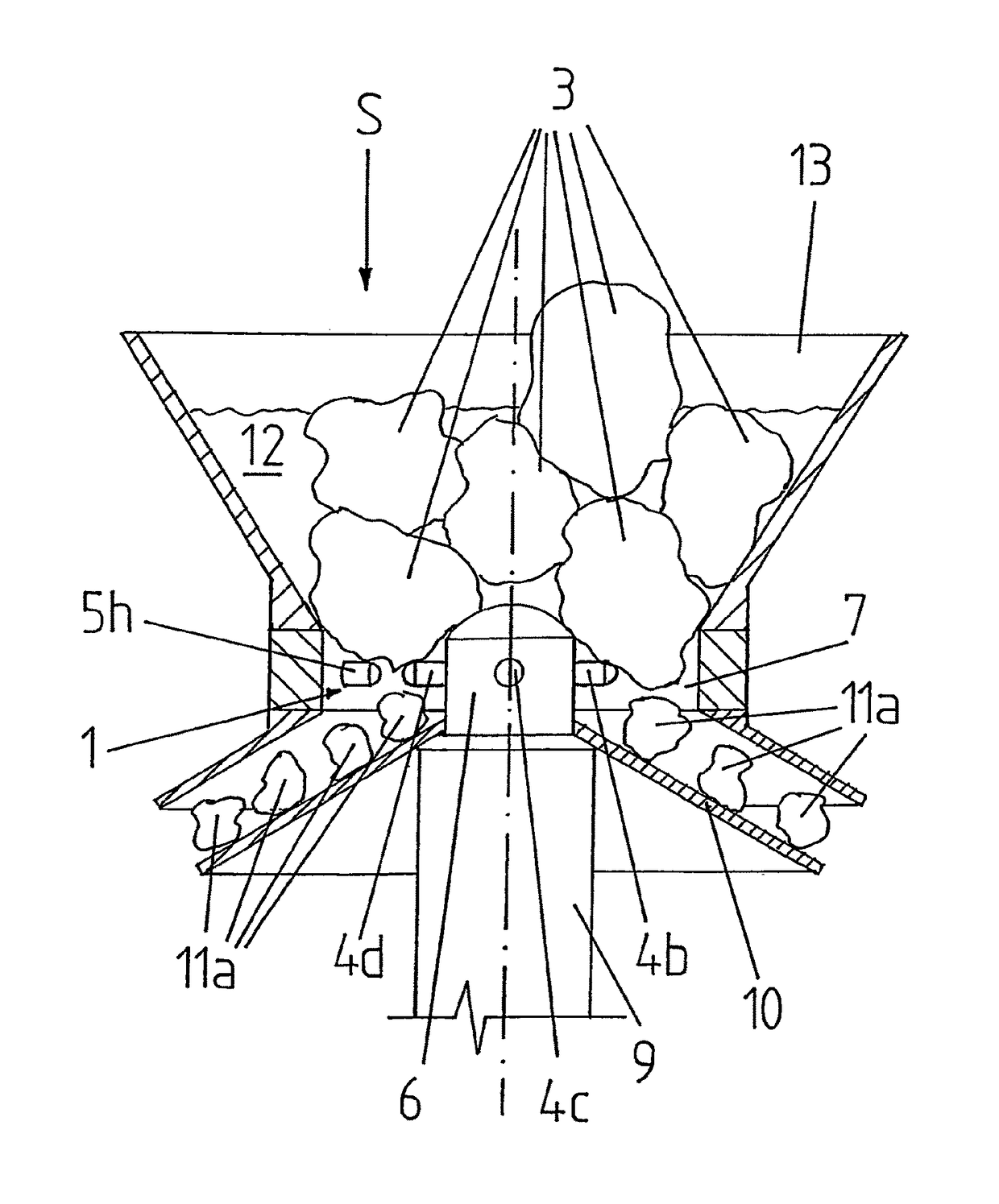 Electrode arrangement for an electrodynamic fragmentation plant