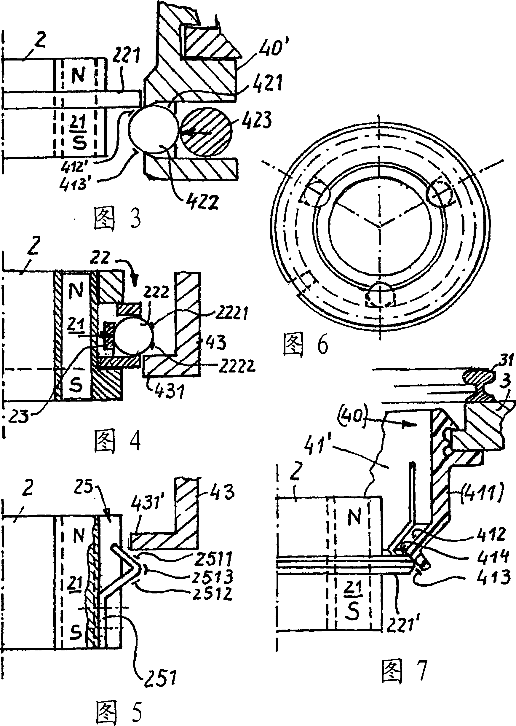 Yarn clamping device for underwinding yarns on spindles of a ring spinning or ring twisting machine