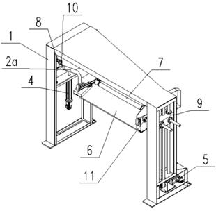 Device used for vertically sorting materials from continuous whole conveying surface