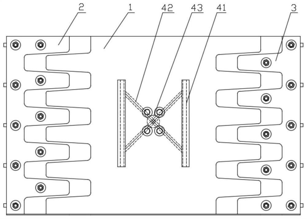 Comb tooth type telescopic device