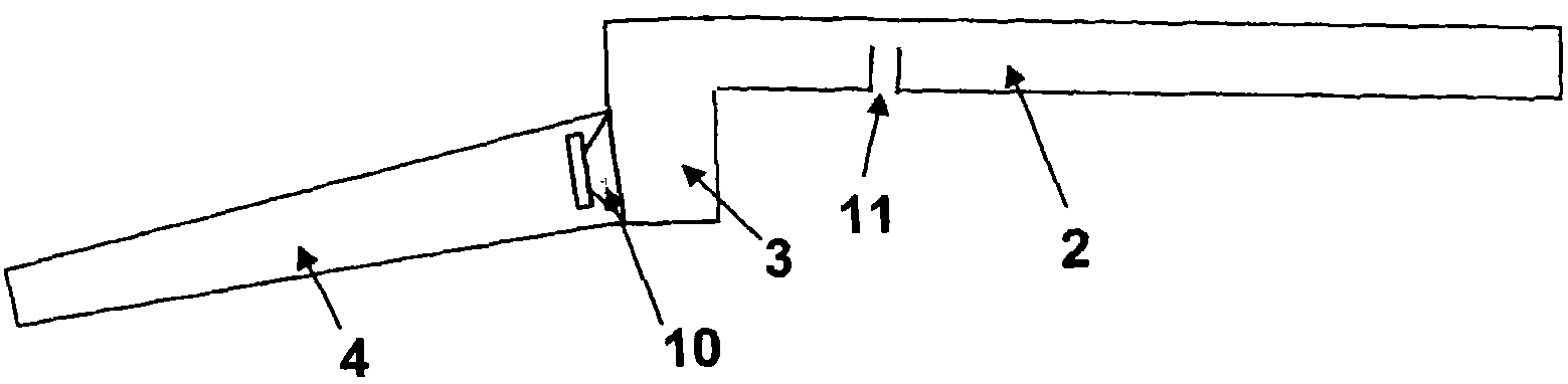 Band-pass box in the supporting structure of a vehicle