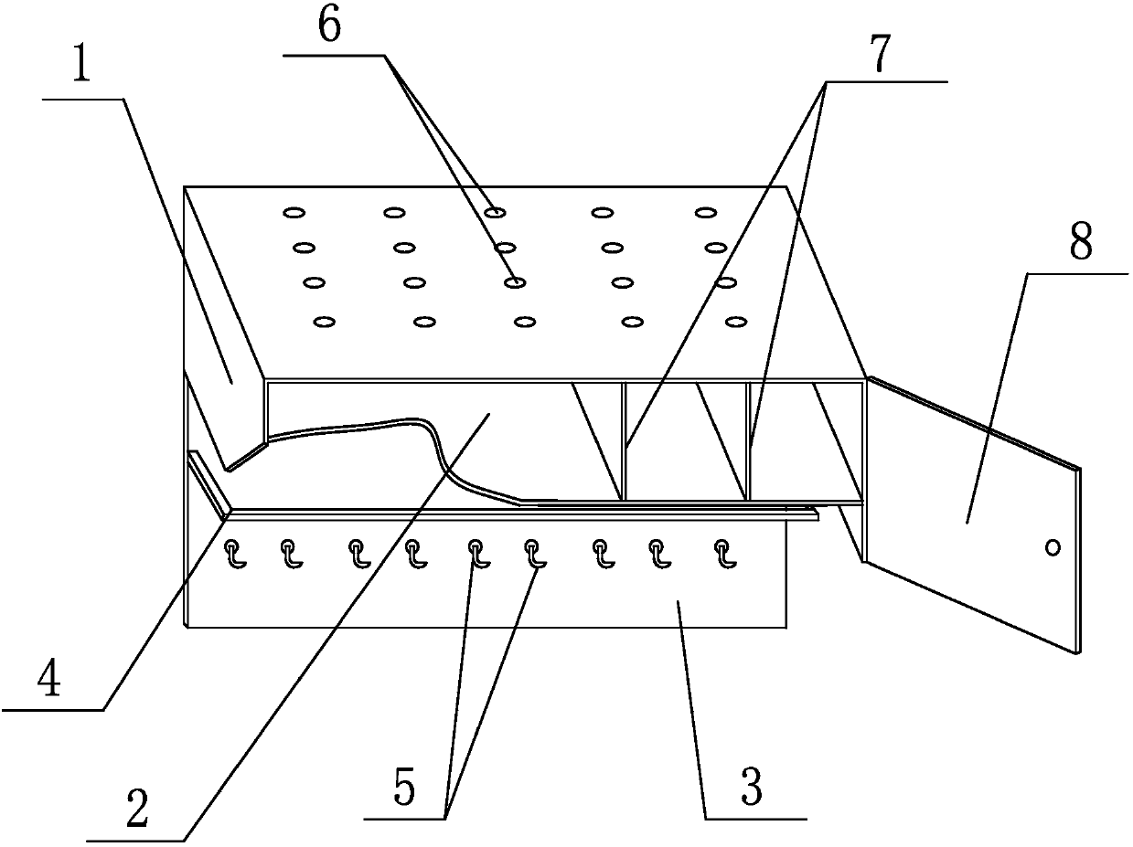 Hanging device easy to use and fold