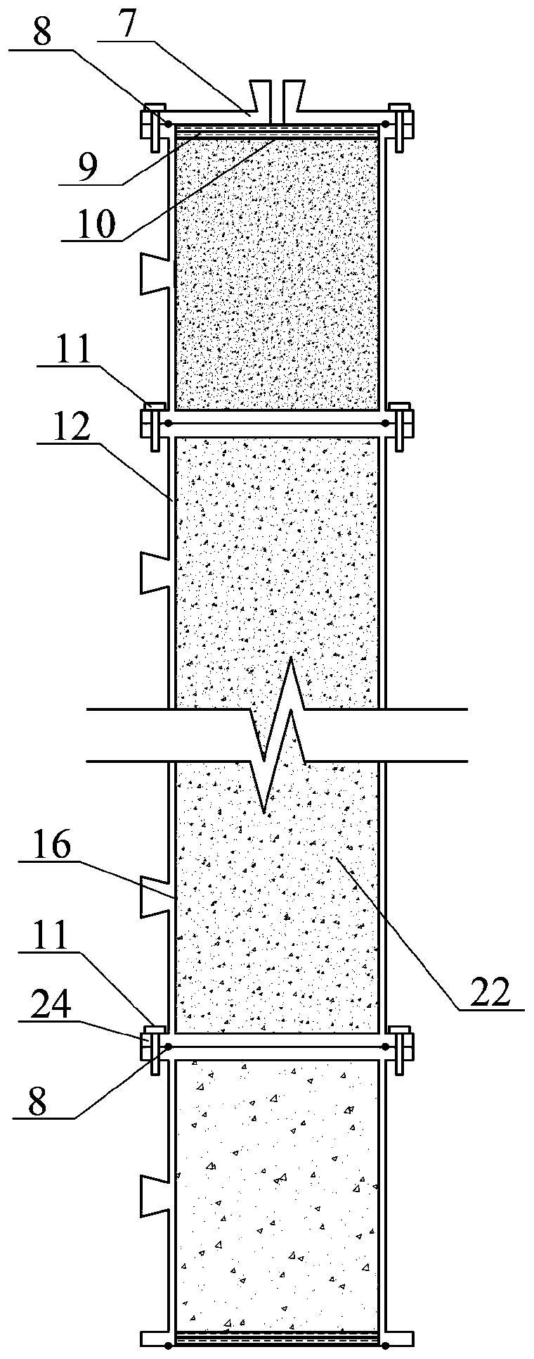 Permeation measuring device and method for layered sand migration process under different osmotic gradients