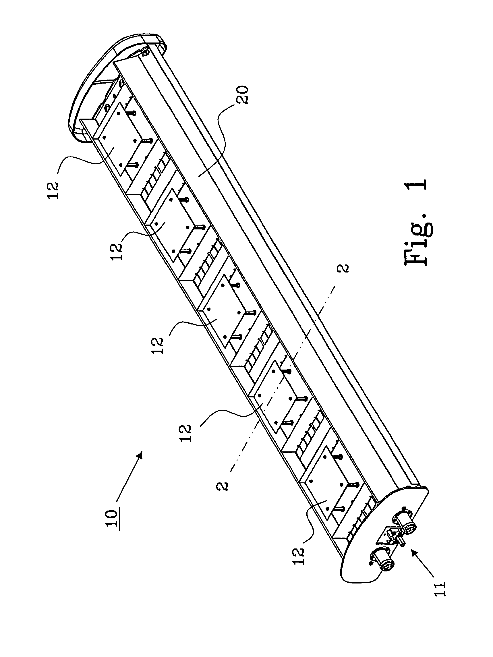 Reflector, an antenna using a reflector and a manufacturing method for a reflector