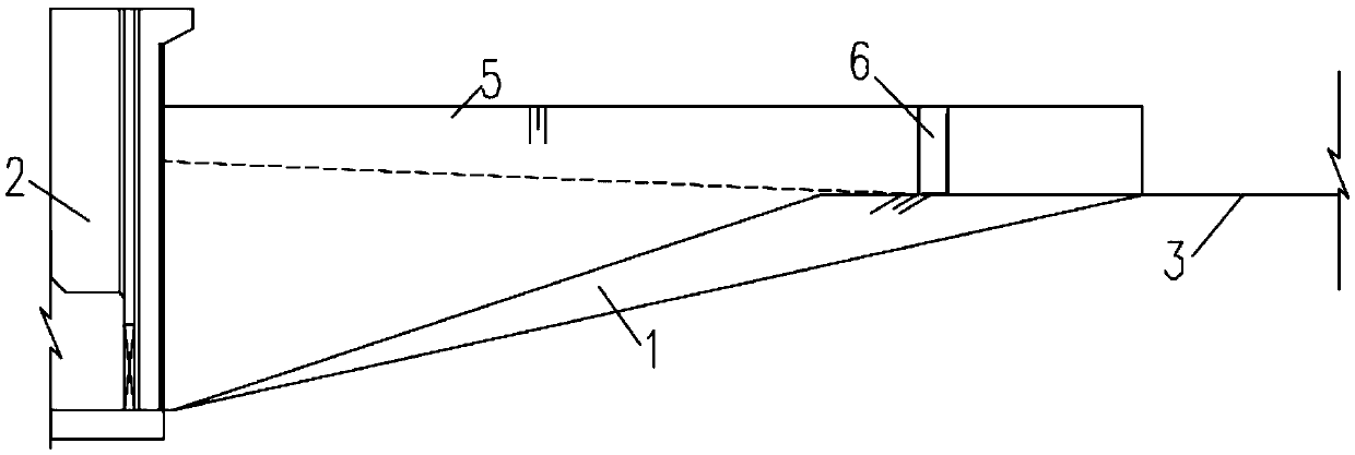 Hydropower house tail water channel bottom slope structure facilitating fish migration