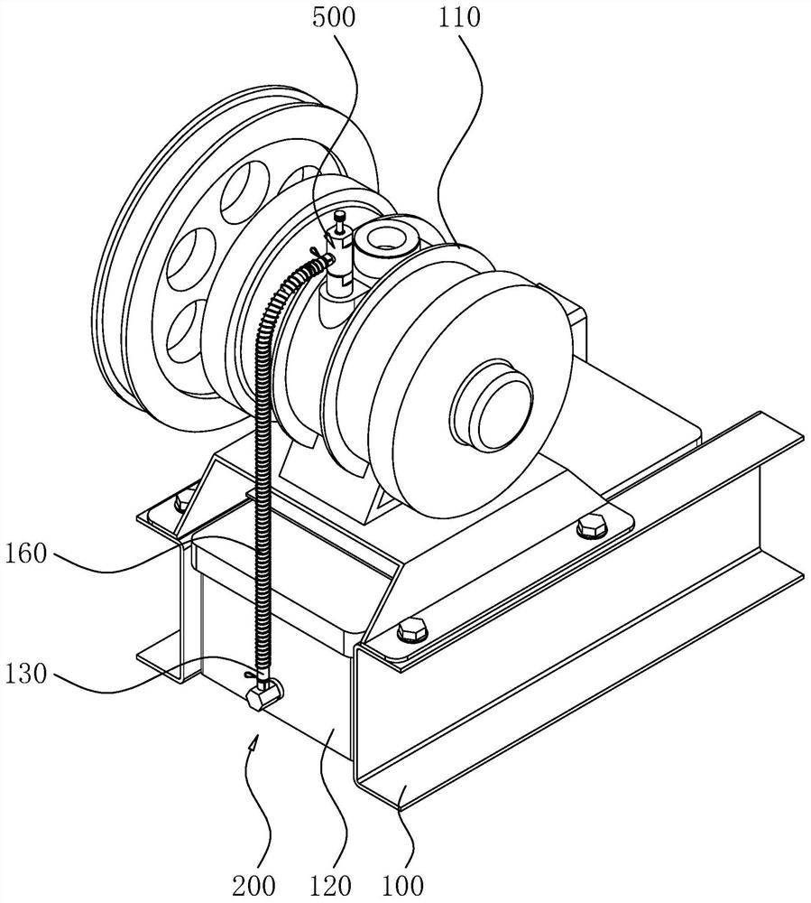 Oil returning and dripping system of rotary fan