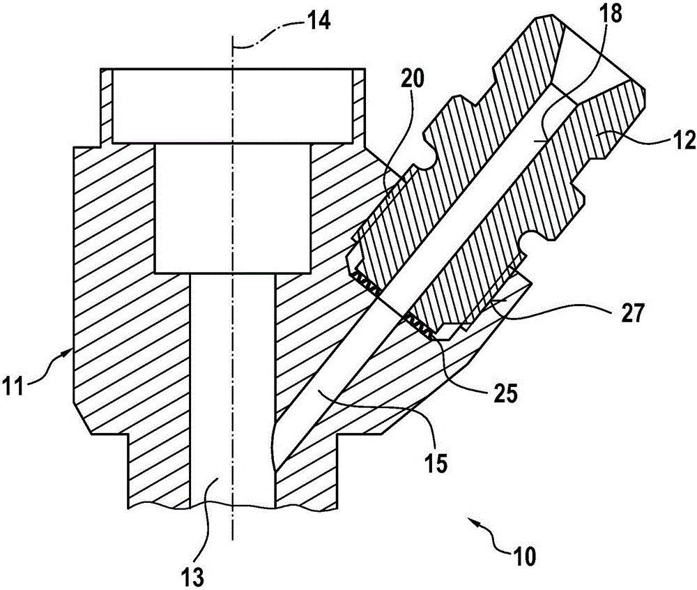 Fuel feed system to a fuel injector, and fuel injector