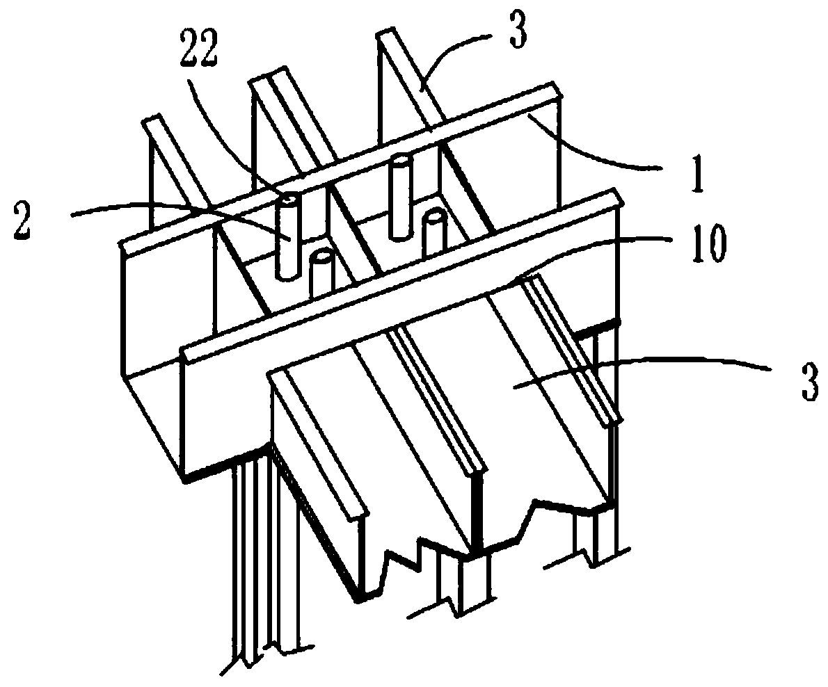 Connecting beam reinforcing structure with recoverable function