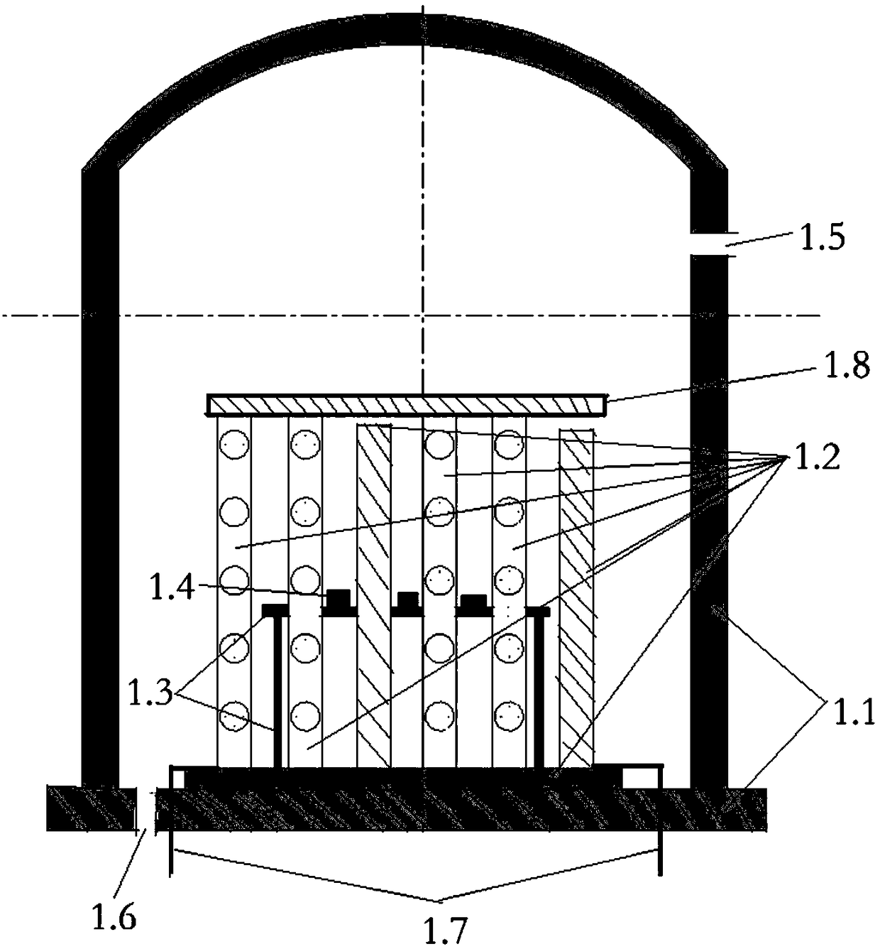 Auxiliary equipment and method for improving ion nitriding efficiency of surface of low-alloy structural steel