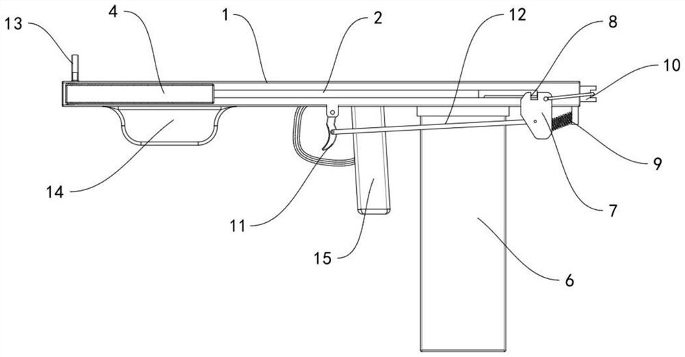 Semi-automatic crossbow achieving arrow supply through arrow magazine