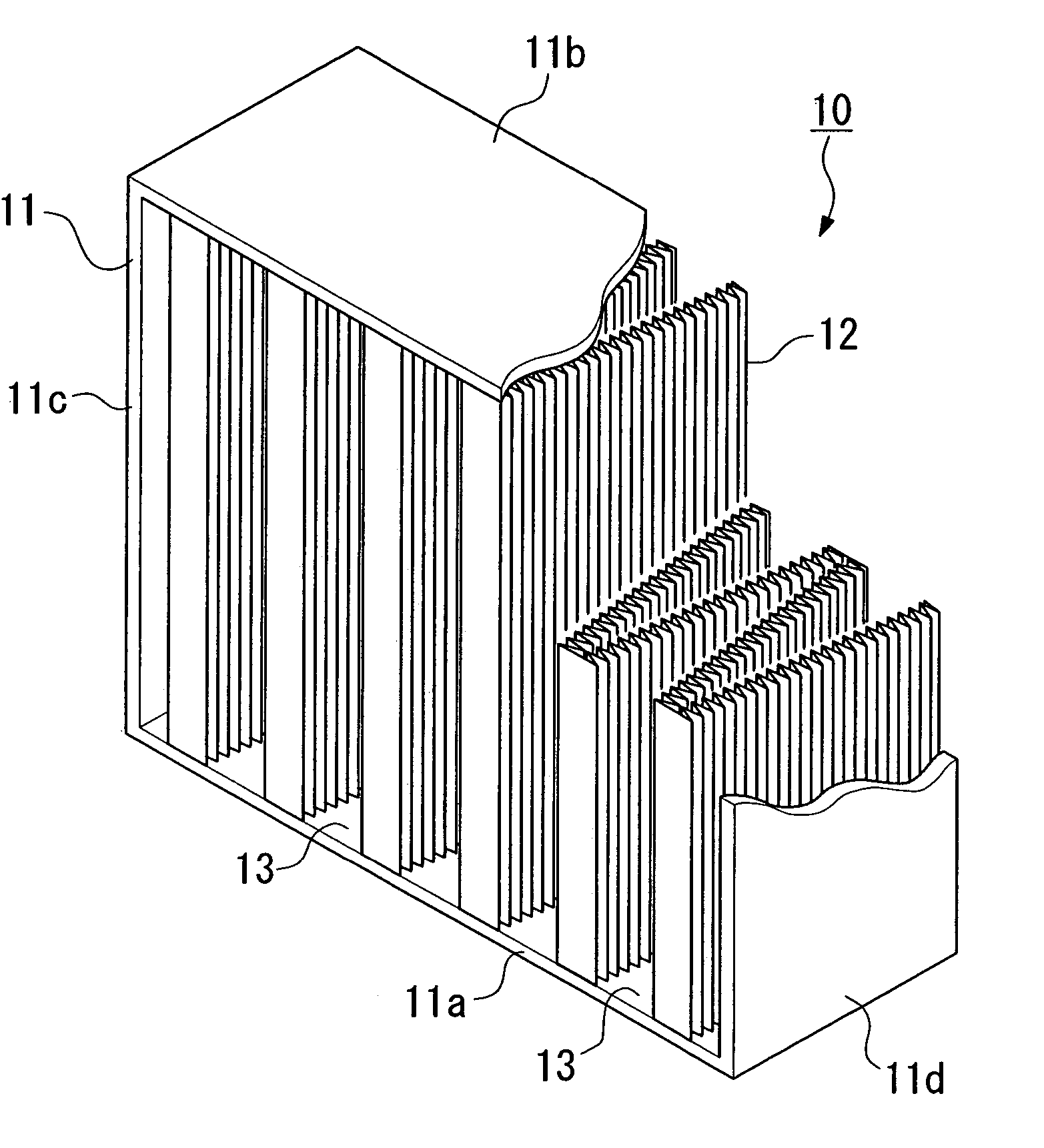 Dust collecting filter, dust collecting device, and air intake device for gas turbine
