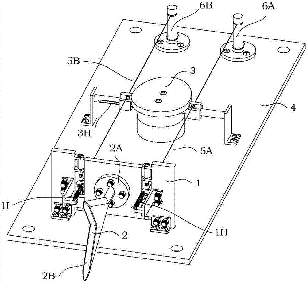 A fishtail swinging device for a cam rope driven machine with a shaft-changing door mechanism