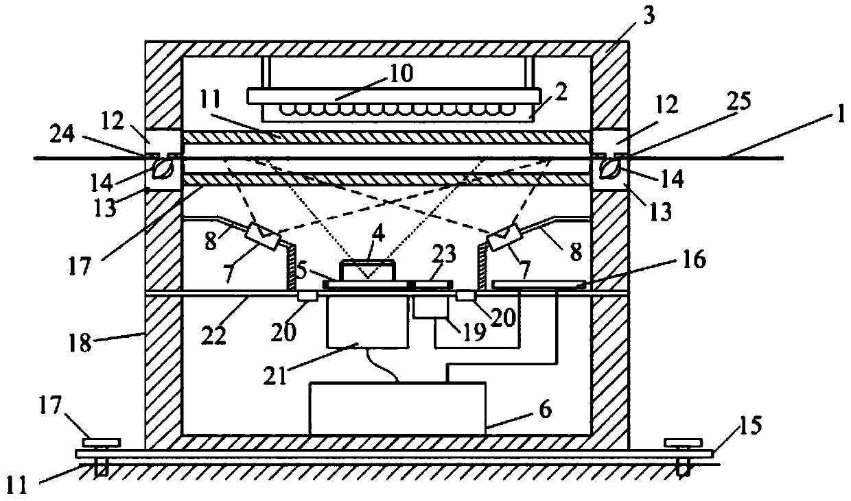 An online detection device and detection method for surface cracks on a conveyor belt