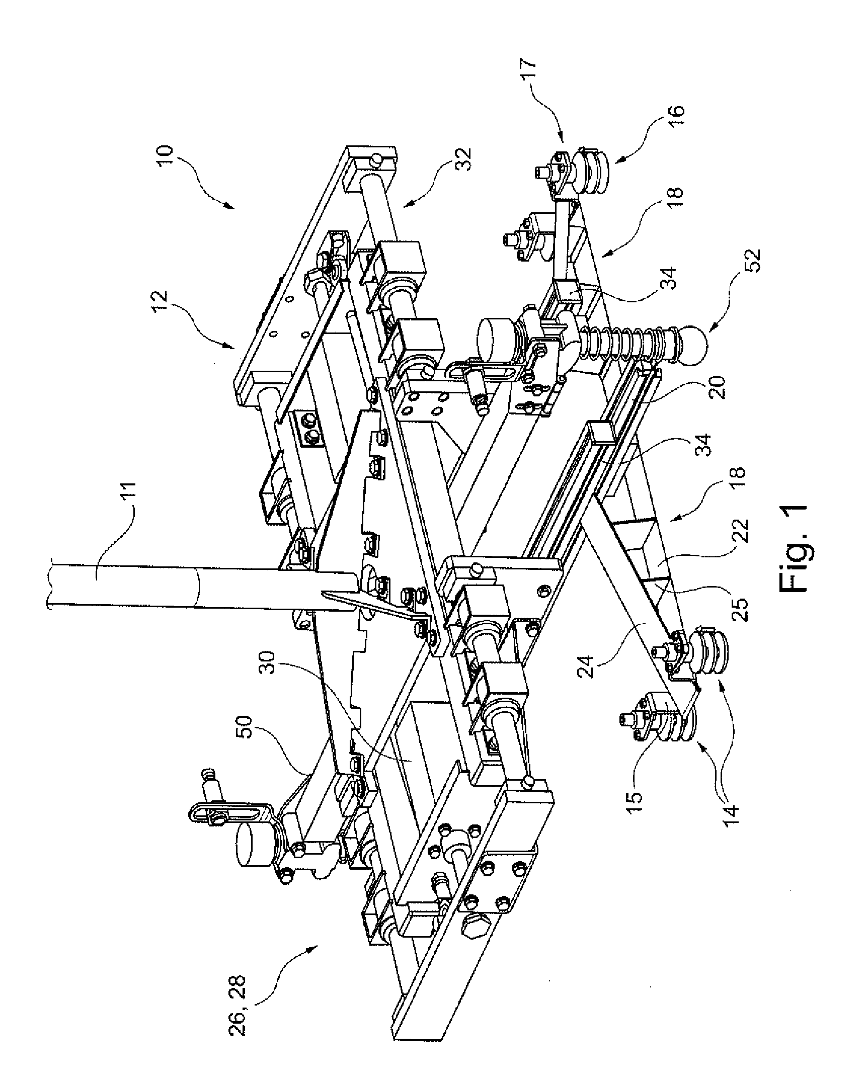 Device and method for receiving, holding and/or handling two-dimensional objects