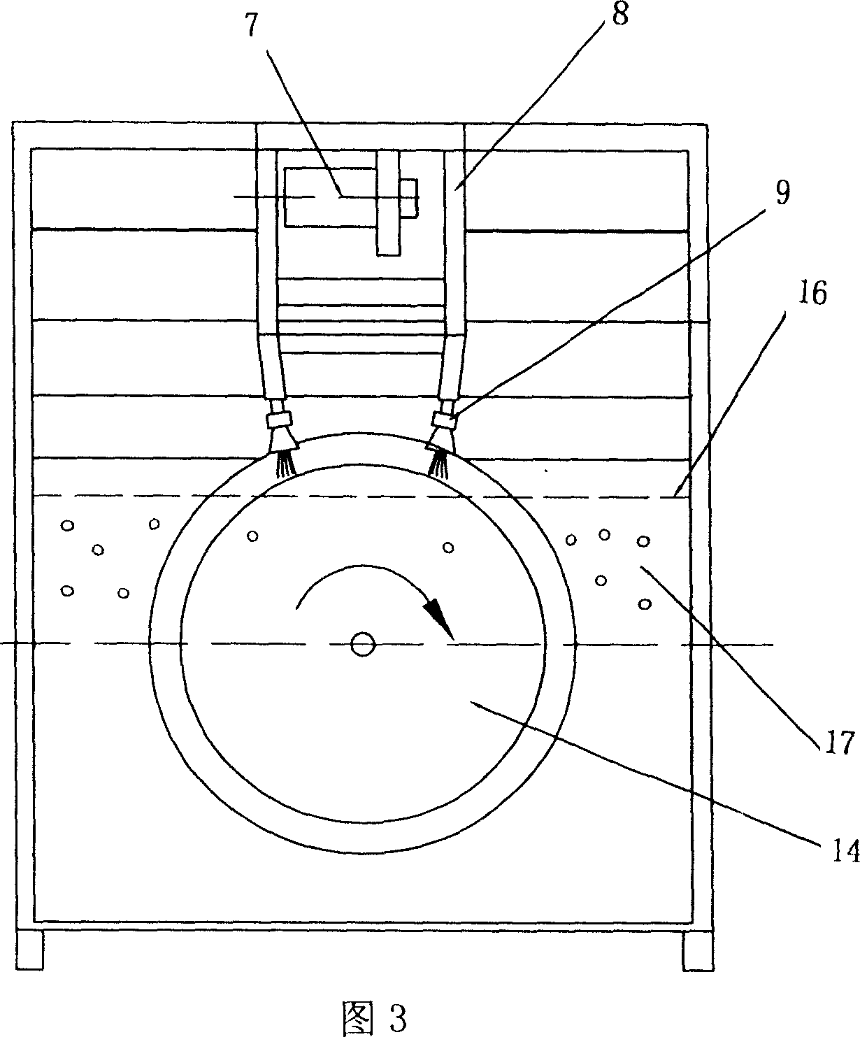 Method and apparatus for preparing rubber powder by using waste and old tyre based on water jet flow technology