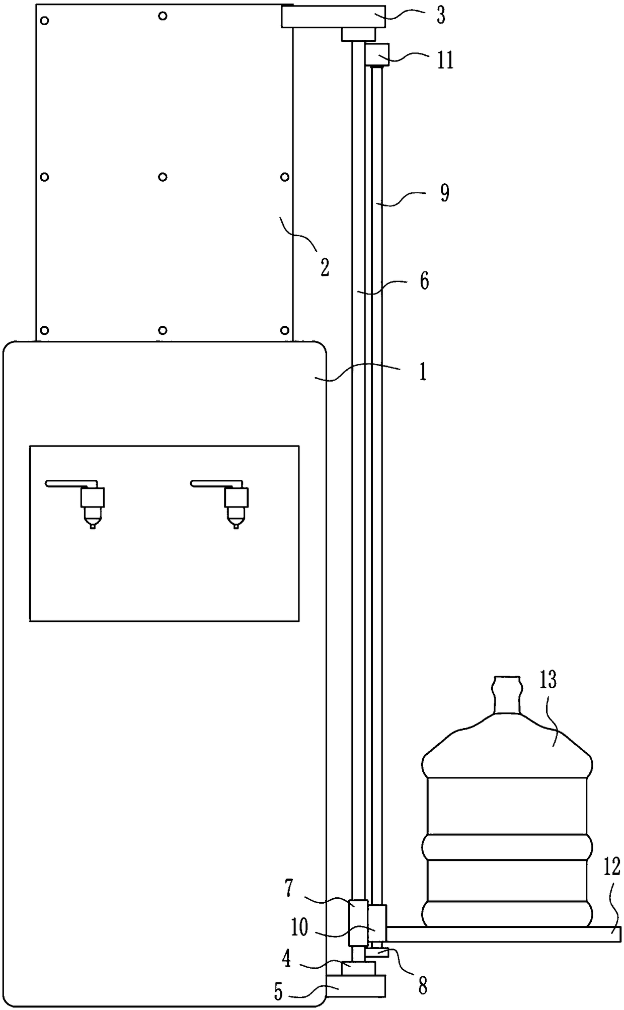 Water dispenser facilitating water change in factory
