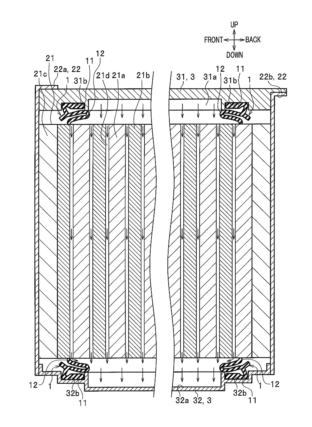 Packing and seal structure of battery module