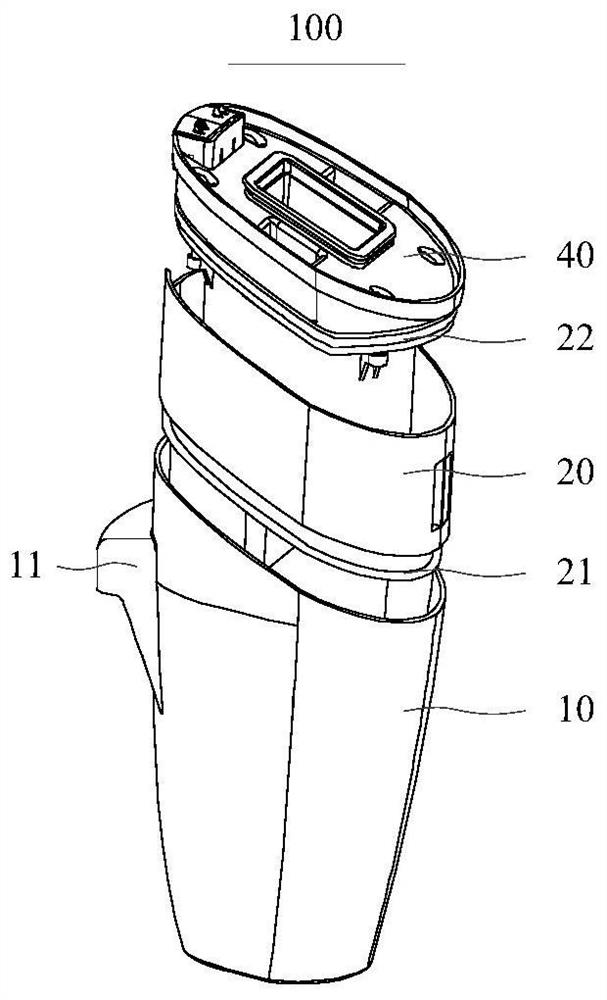 Waste water tank of cleaning device and cleaning device having same