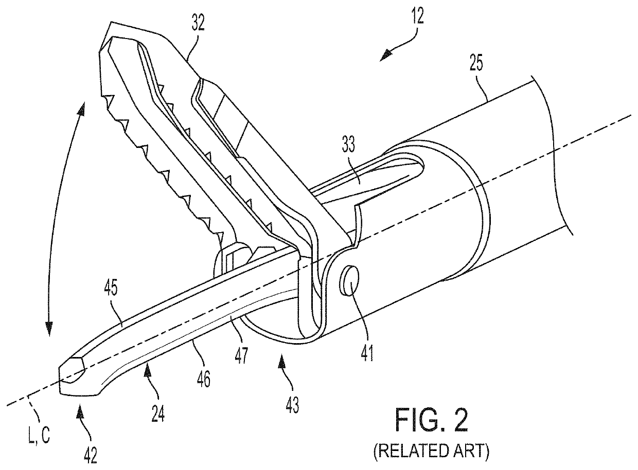 Curved ultrasonic transmission member having improved vibration control