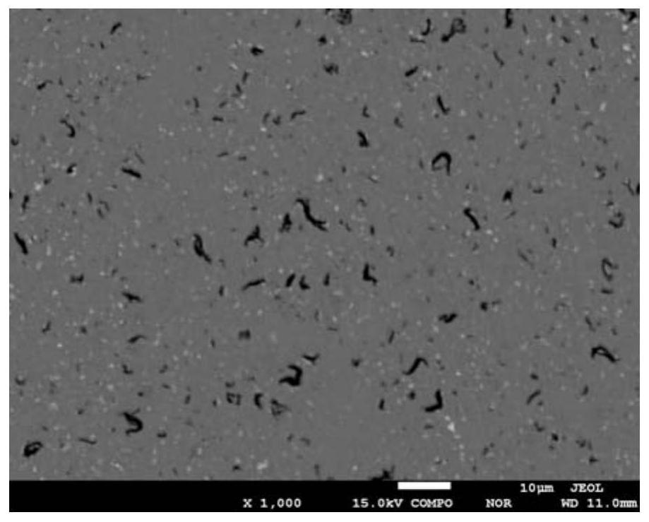 Graphene oxide enhanced titanium alloy and preparation method thereof