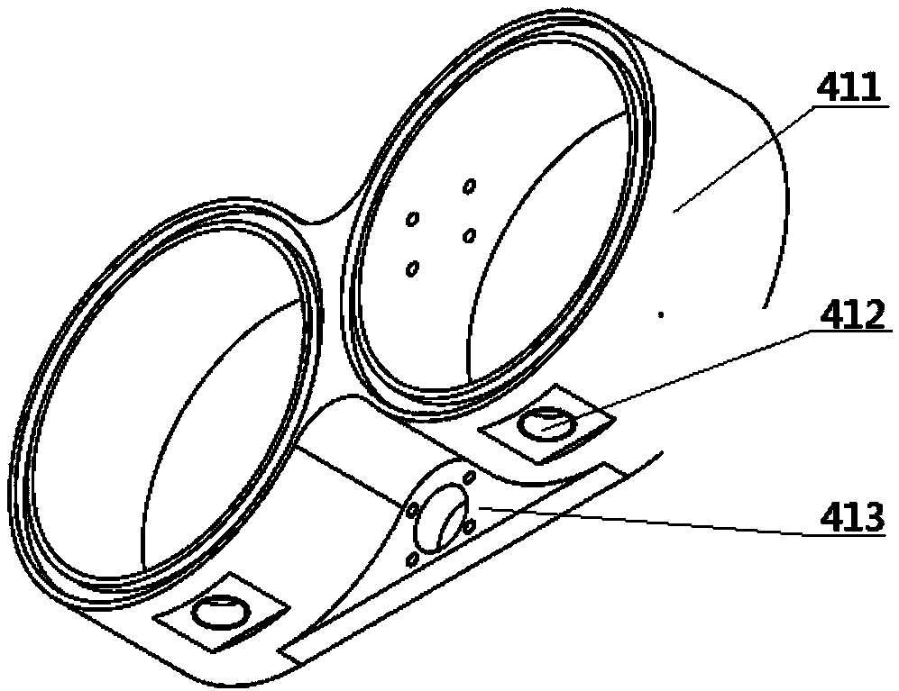 Engine production device and cylinder cover tray thereof