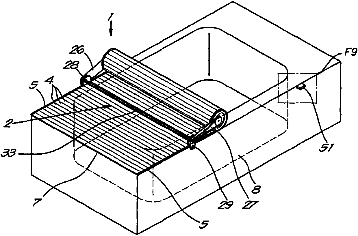 Cover for a swimming pool or whirlpool bath and swimming pool or whirlpool bath that is provided therewith