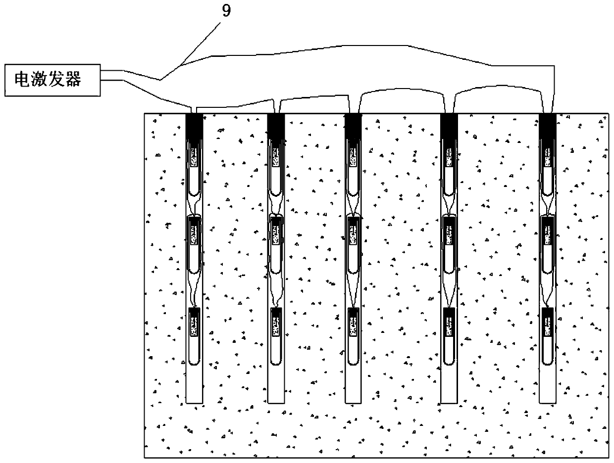 Hydrothermal rock breaking cracking device, detonating network and directional cutting method thereof