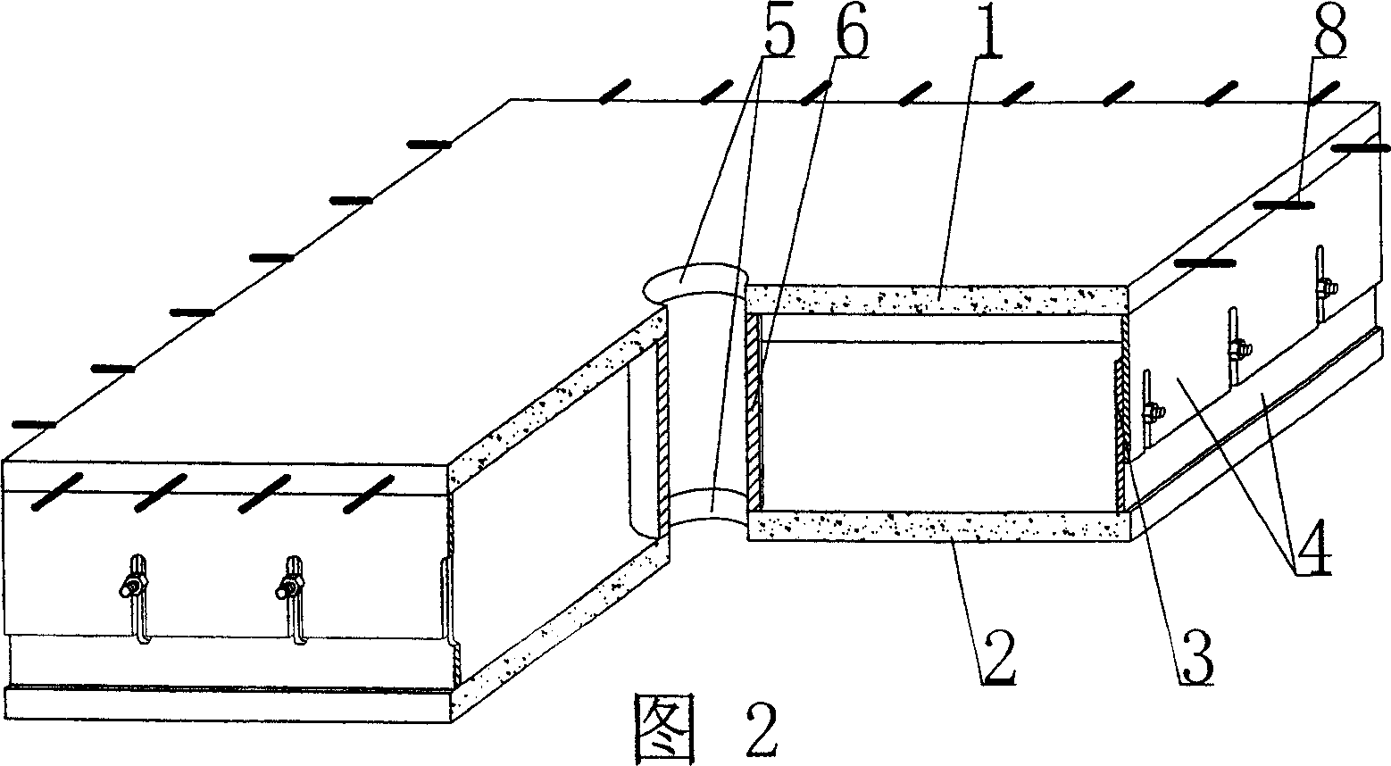 Sandwich member for concrete use