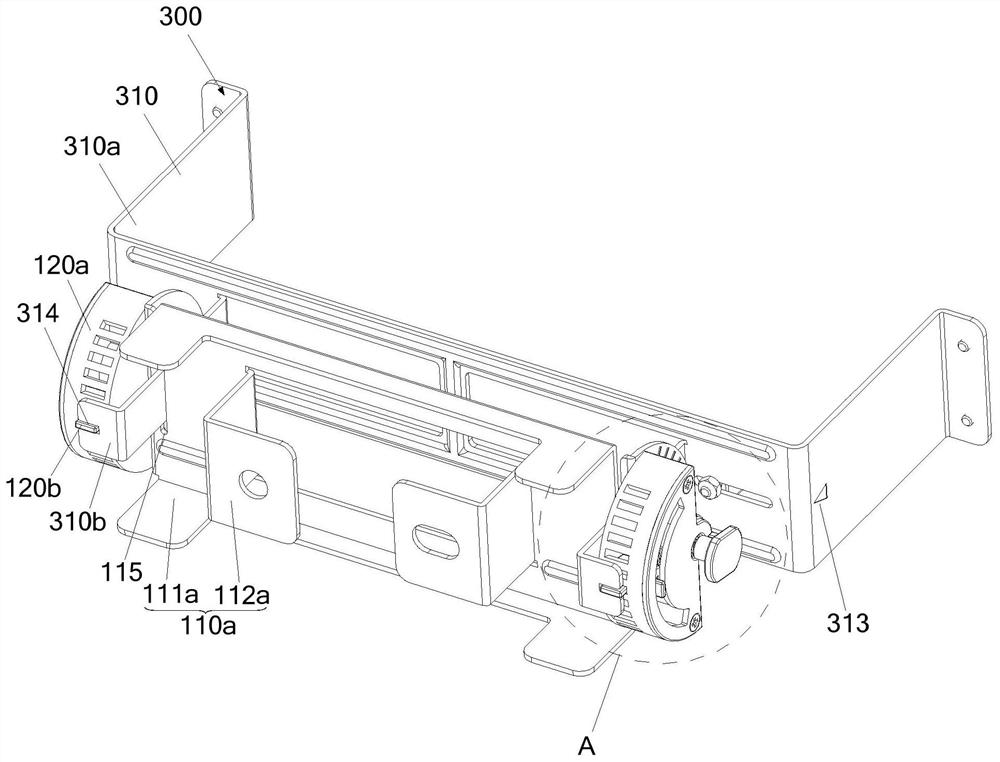Mounting bracket and lamp assembly with the mounting bracket
