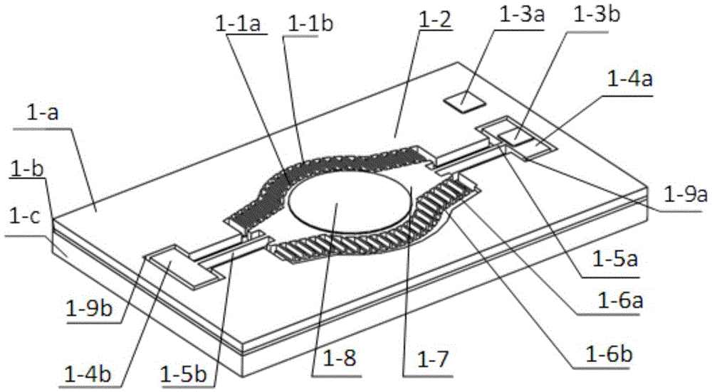 Micro-torsion mirror driven by one-side unequal height comb teeth
