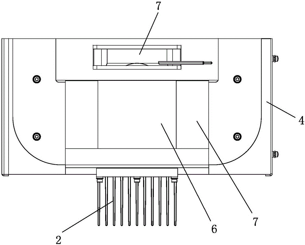 Liquid chromatograph temperature control device and dehumidifying method