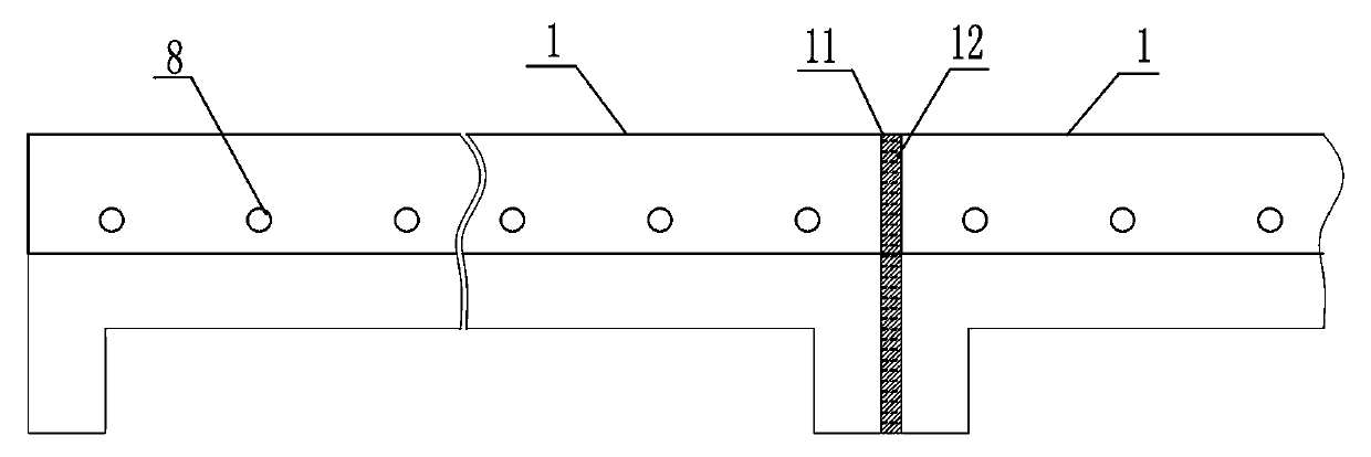 Railway solidified and closed ballast bed and solidification and closing method