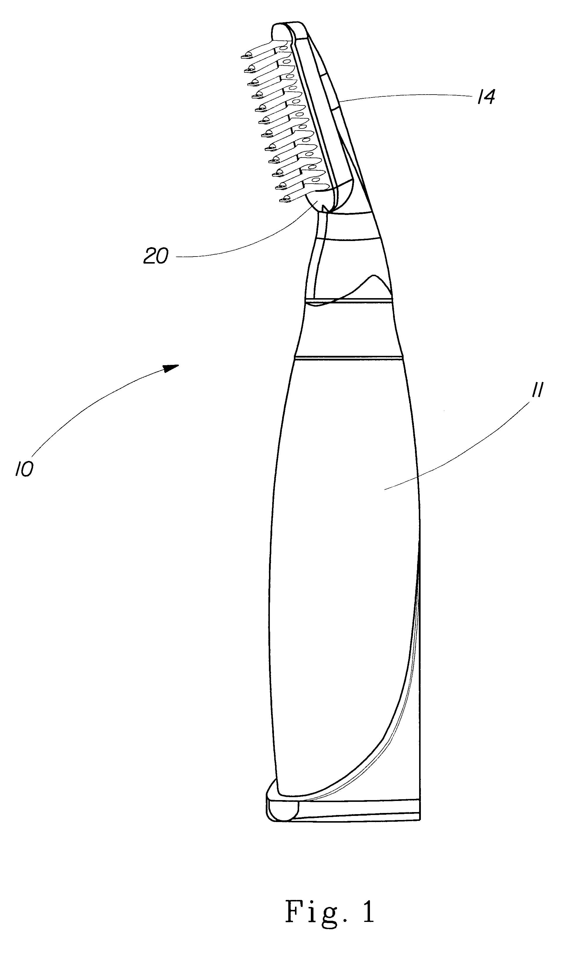 Applicator for applying liquid products to hair