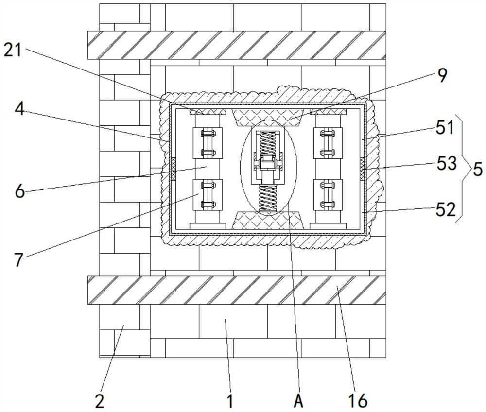 An earthquake-resistant structure of a prefabricated building with good stability