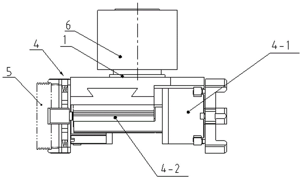 Force couple type telescopic clamping device of manipulator