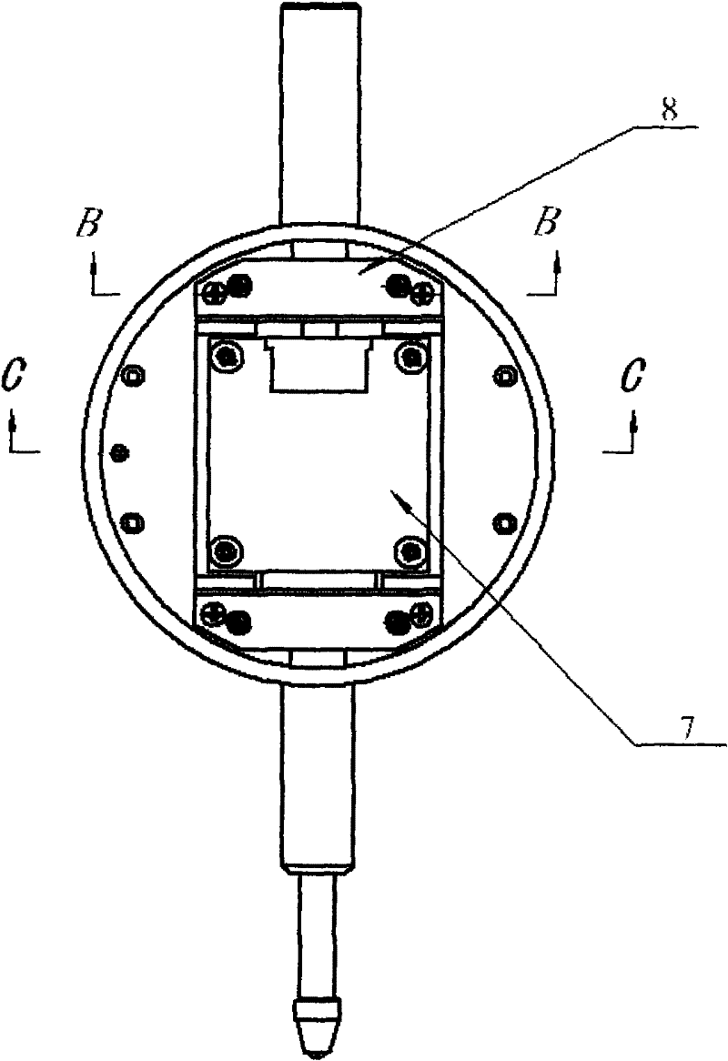 High-precision digital indicating gauge and adjusting method of position precision of main gate and auxiliary gate