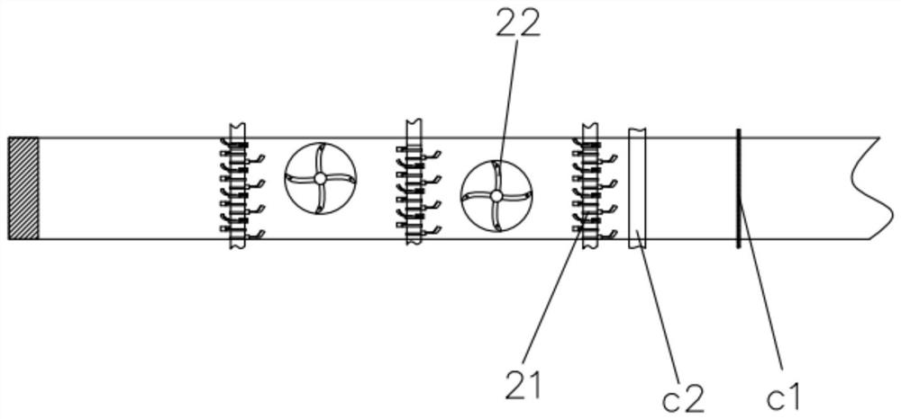 Continuous kneading and crushing device