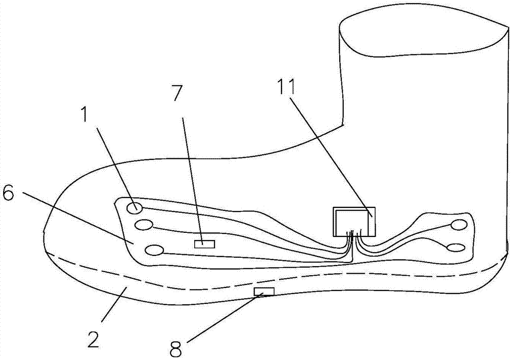 Intelligent wearing device for monitoring foot sports