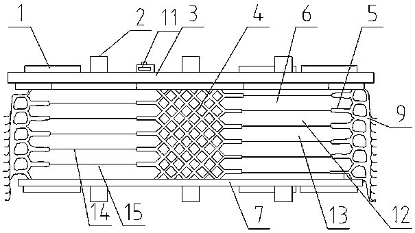 Double-inlet and double-outlet plate heat exchanger and seawater desalting device