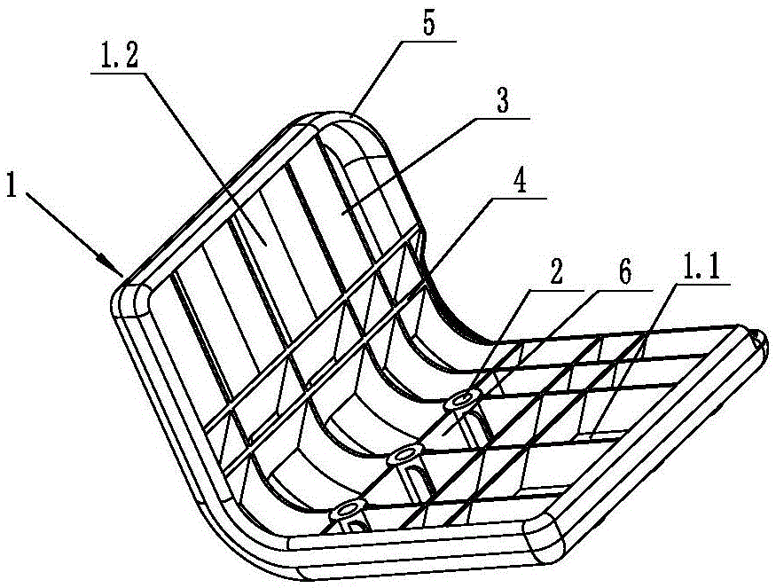 Corner wrapping of head and tail board and its forming mold