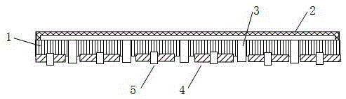 A silicon solar cell with a thin film covering the front electrode and its manufacturing process