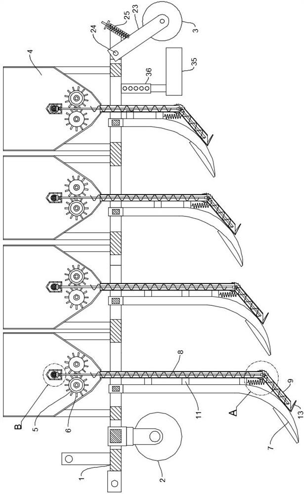 Method and device for applying layered and heterogeneous straw with different degrees of fragmentation and maturity to saline-alkali land